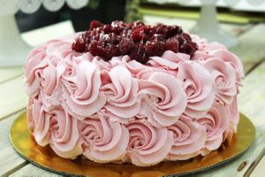 Киевский розовый (торт мороженое)